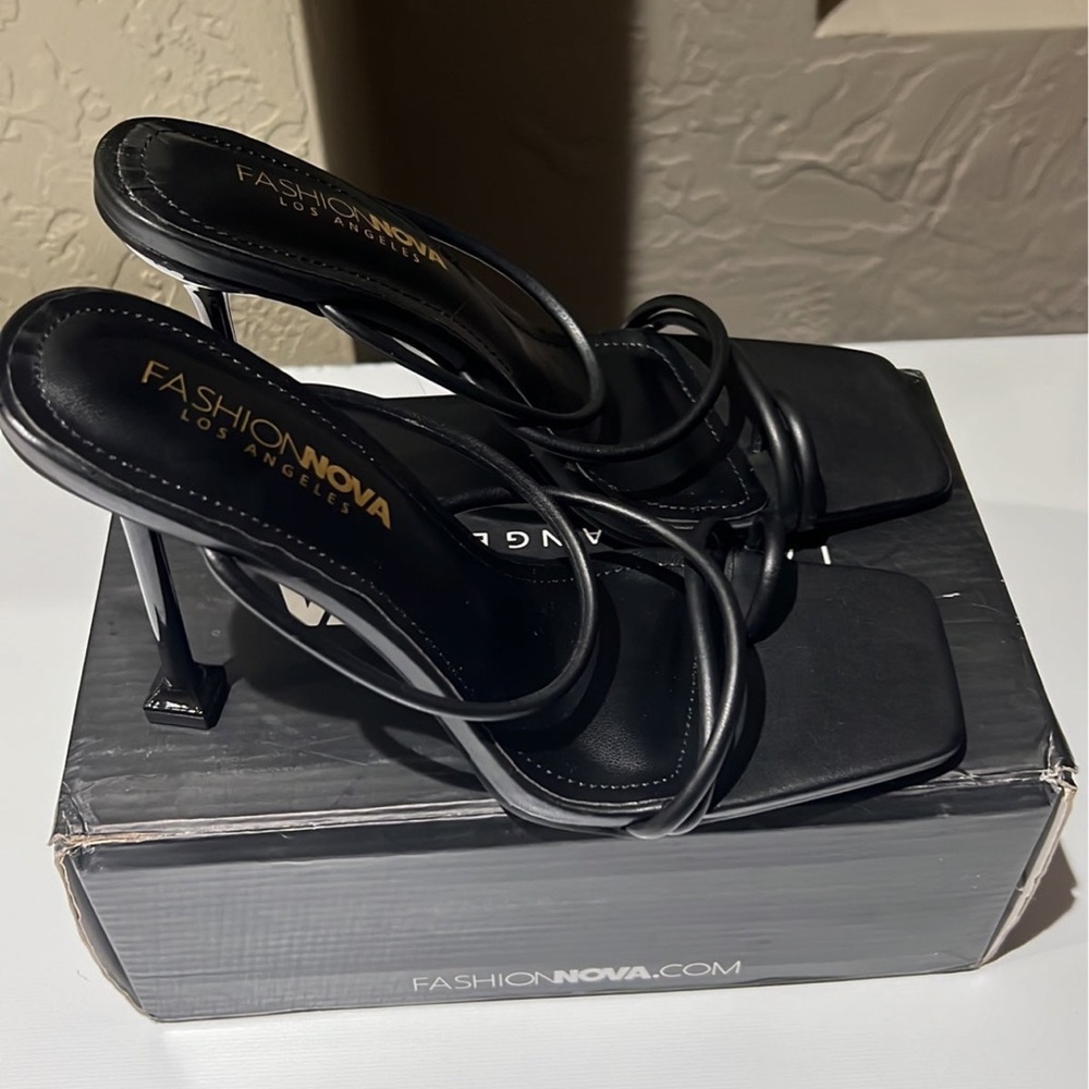 Black mule toe heels - FashionNova